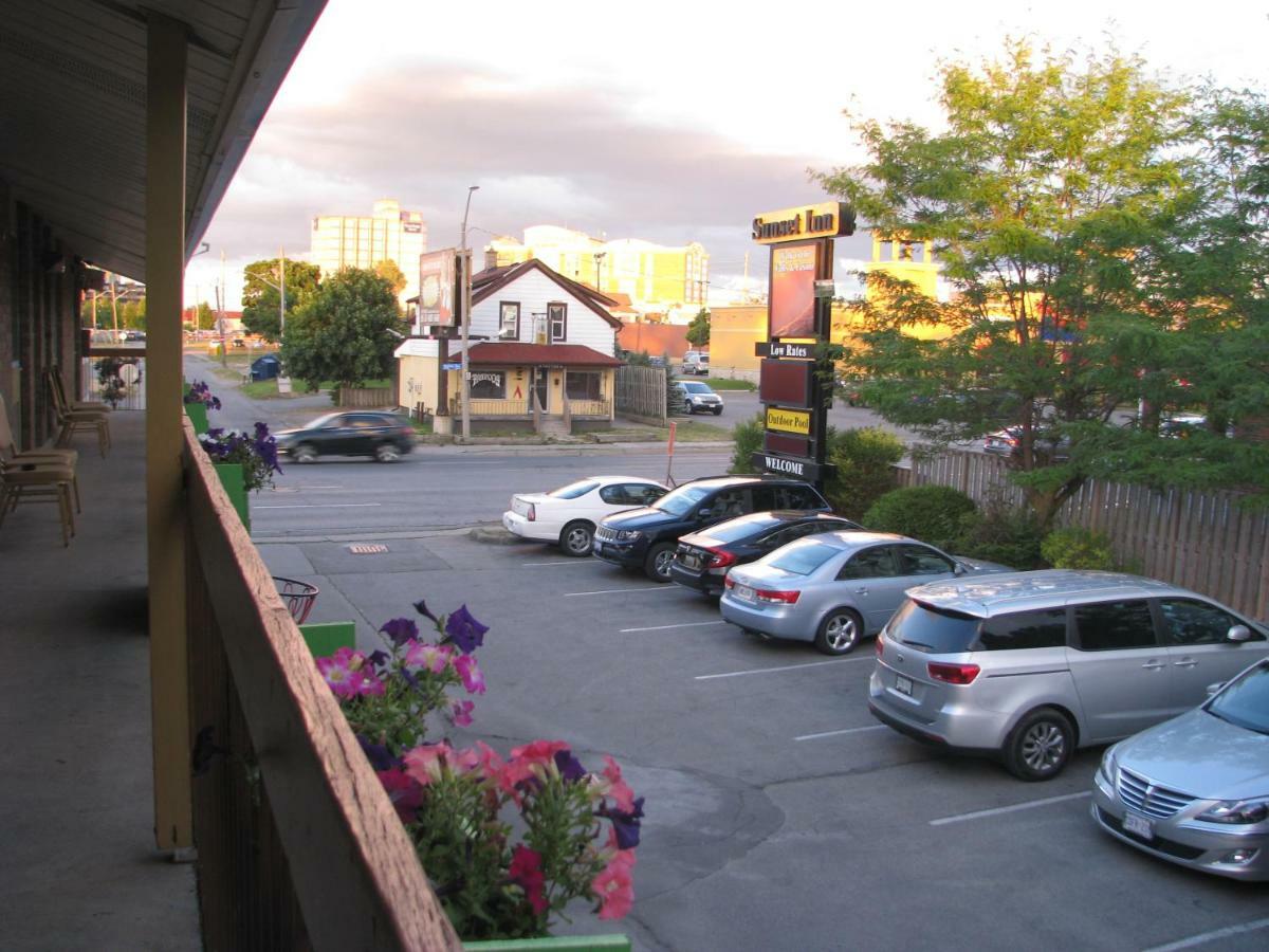Sunset Inn Καταρράκτες του Νιαγάρα Εξωτερικό φωτογραφία