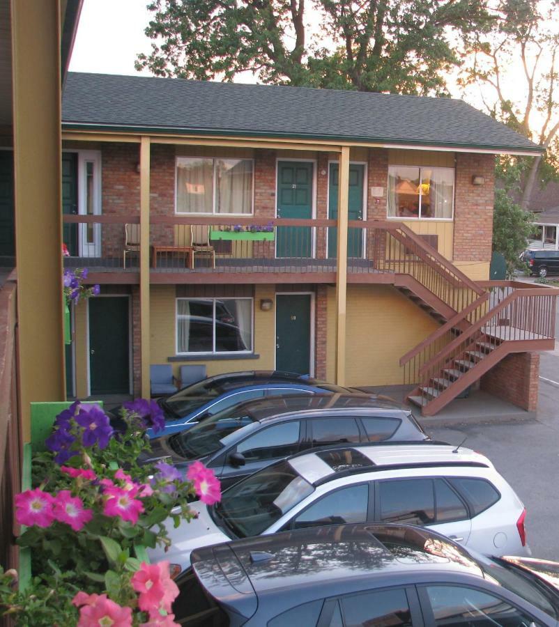 Sunset Inn Καταρράκτες του Νιαγάρα Εξωτερικό φωτογραφία